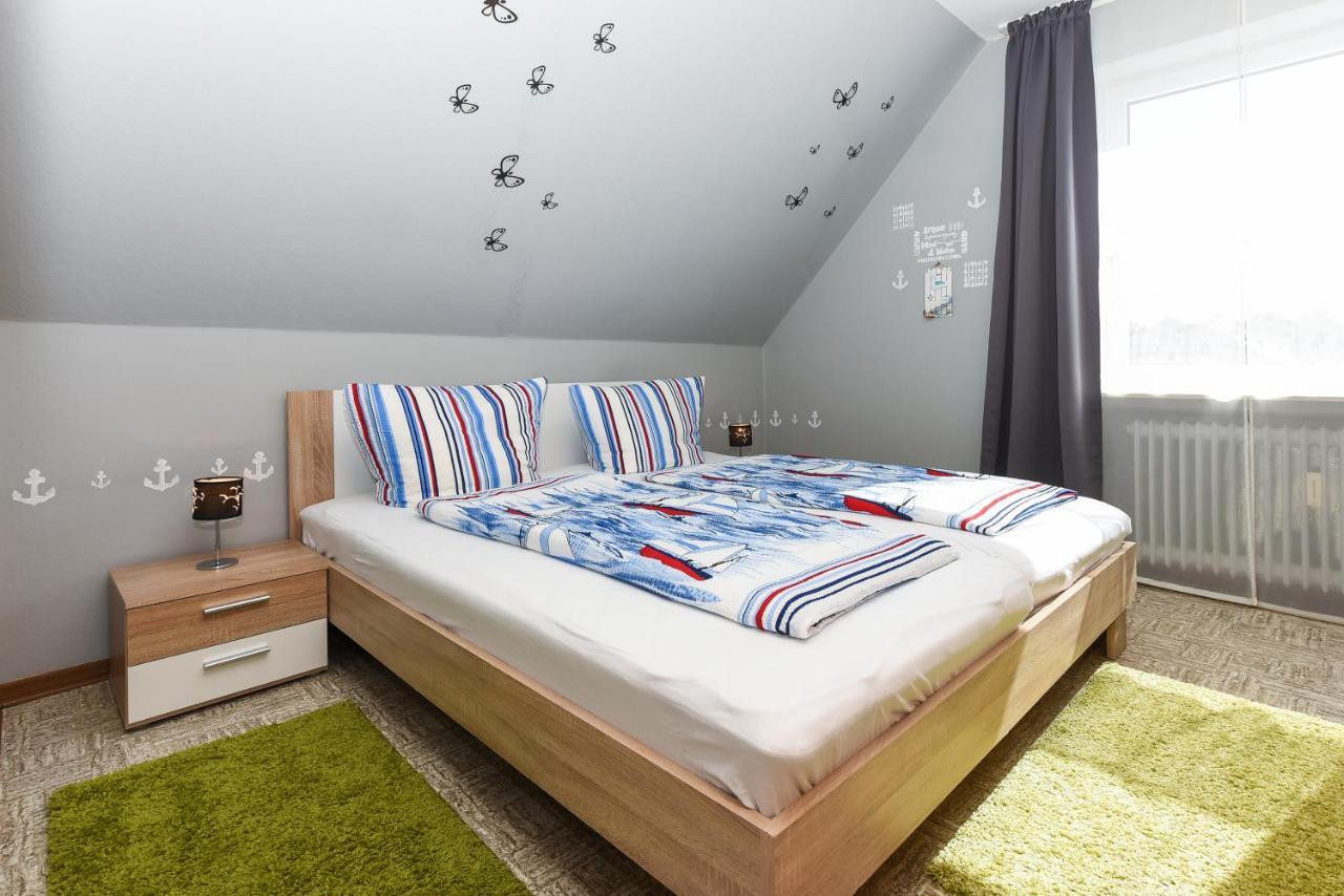 Ferienwohnungen Wind & Meer Neuharlingersiel Exterior foto
